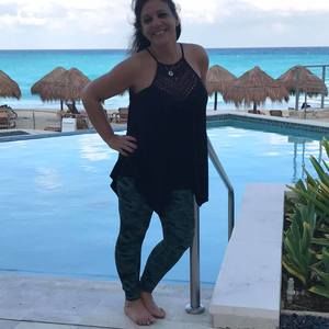 Meet your Posher, Stacy